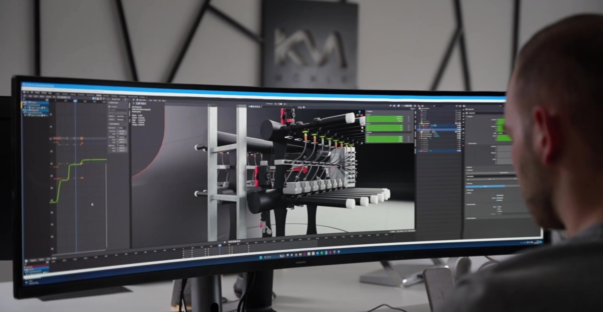 Mitarbeiter bedient eine CAD Anwendung